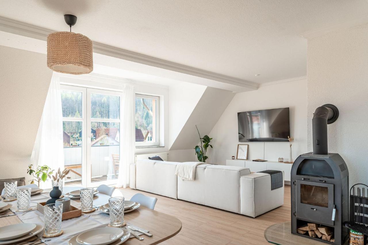 Premium - Ausblick - Kamin - Balkon - Smart Tv - Kaffeevollautomat Apartment